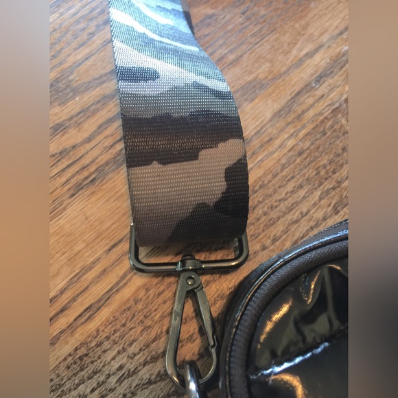 Haute Shore - Picture 4 of 7